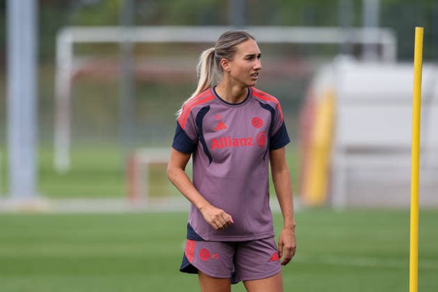 Jana Kappes, FC Bayern Munich, GER, FC Bayern Munich Women s Final Training Session, Soccer, UEFA Women s Champions League, 2026–2027 Season, September 21, 2026, GER, FC Bayern Munich Women s Final Training Session, Soccer, UEFA Women s Champions League, 2026–2027 Season, September 21, 2026, Munich Copyright: xEibner-Pressefoto JennixMaulx EP_JML