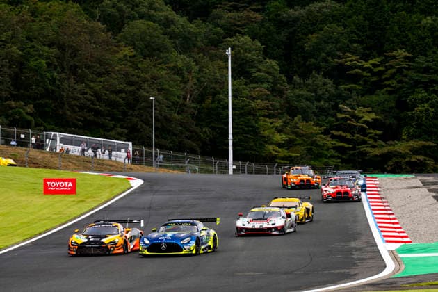 FIA WEC - 6 HOURS OF FUJI 2026 10 AU Antares (hkg), FLEMING Thomas (gbr), KIRCHHOFER Marvin (ger), Garage 59, McLaren 720S GT3 Evo 10, LM GT3, action, 79 CRESSONI Matteo (ita), HODENIUS Lin (ned), ZELGER Johannes (ita), Iron Lynx, Mercedes-AMG GT3 Evo 79, LM GT3, action during the 6 Hours of Fuji 2026, 6th round of the 2026 FIA World Endurance Championship, from September 25 to 27, 2026 on the Fuji Speedway in Oyama, Shizuoka, Japan - OyamaJapan Copyright: xFabrizioxBoldonix