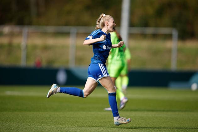 Soccer I Women s I 2026–2027 Season I DFB Cup I FC Schalke 04 vs. SGS Essen I September 27, 2026, Jolina Opladen 11, FC Schalke 04 celebrates after scoring the 1–0 opening goal; cutout, close-up, portrait, single photo, single image, body; Gelsenkirchen, Parkstadion, North Rhine-Westphalia, Germany Copyright: xLobeca CedricxSiefkerx