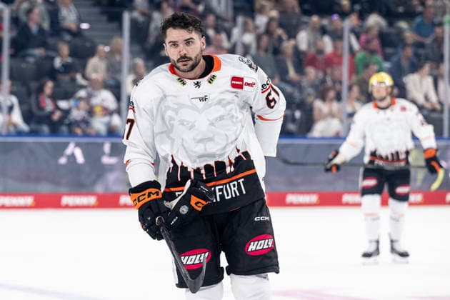Matthew Wedman, Loewen Frankfurt, 67, with a small cut on his nose, GER, EHC Red Bull Munich vs. Loewen Frankfurt, ice hockey, DEL, 2026–2027 season, Matchday 4, September 27, 2026. Photo: HMB Media, Heike Feiner Copyright: HMBxMedia HeikexFeiner