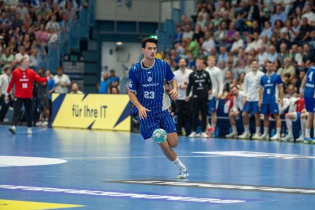 Nicola Roganovic, backcourt, VfL Gummersbach 23, VfL Gummersbach vs. Bergischer Handball Club 06, Opel Handball Bundesliga, Men s, Matchday 6, September 27, 2026, Gummersbach, North Rhine-Westphalia, Germany Copyright: xkolbert-press MartinxWdziecznyx