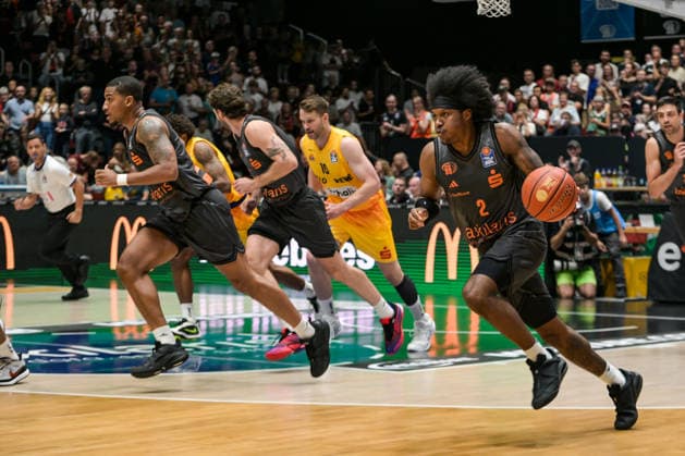 easyCredit Basketball Bundesliga, Matchday 3, Niners Chemnitz vs. Phoenix Hagen, September 27, 2026, starting at 4:30 p.m., Chemnitz, Chemnitz Arena. In Photo 02: Stefan Smith. easyCredit Basketball Bundesliga, Matchday 3, Niners Chemnitz vs. Phoenix Hagen, Chemnitz, Saxony, Germany Copyright: xEHLxMedia MichelxKöhlerx 20262709-Niners-Chemnitz-Phoenix-Hagen_011