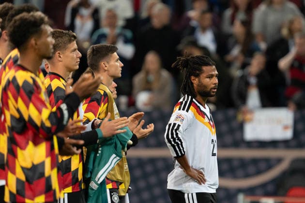 disappointed, disappointment, frustrated, frustration, upset after the loss, Serge Gnabry, Germany, 20, GER, Germany vs. Greece, soccer, men s, UEFA Nations League, 2026–2027 season, September 27, 2026, GER, Germany vs. Greece, soccer, men’s, UEFA Nations League, 2026–2027 season, September 27, 2026, Augsburg Copyright: xEibner-Pressefoto EdwardxCheungx EP_ECG