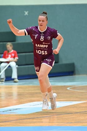 September 30, 2026, GER, Handball, Women, DHB Cup, 2026–2027 Season, Matchday 2, HSV Solingen Gräfrath 76 vs. TuS Metzingen, goal celebration, cheering, victory lap, Ida Petzold (TuS Metzingen 8), Solingen Klingenhalle, North Rhine-Westphalia, Germany Copyright: xNordphoto Meuterx