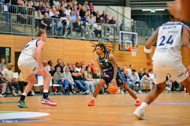 GER, VfL SparkassenStars Bochum vs. Eisbären Bremerhaven, Basketball, ProA, Matchday 2, 2026–2027 Season, February 10, 2026,Corey McKeithan Eisbären Bremerhaven GER, VfL SparkassenStars Bochum vs. Eisbären Bremerhaven, Basketball, ProA, Matchday 2, 2026–2027 Season, February 10, 2026 VfL SparkassenStars Bochum Copyright: xEibner-Pressefoto JavadxMohammadpourx EP_JMR