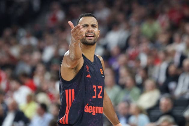Johannes Thiemann, FC Bayern Basketball, 32, gesturing, gestures, GER, FC Bayern Basketball vs. Partizan Mozzart Bet Belgrade, basketball, EuroLeague, Matchday 3, 2026–2027 season, October 2, 2026, GER, FC Bayern Basketball vs. Partizan Mozzart Bet Belgrade, basketball, EuroLeague, Matchday 3, 2026–2027 season, October 2, 2026, Munich Copyright: xEibner-Pressefoto JennixMaulx EP_JML