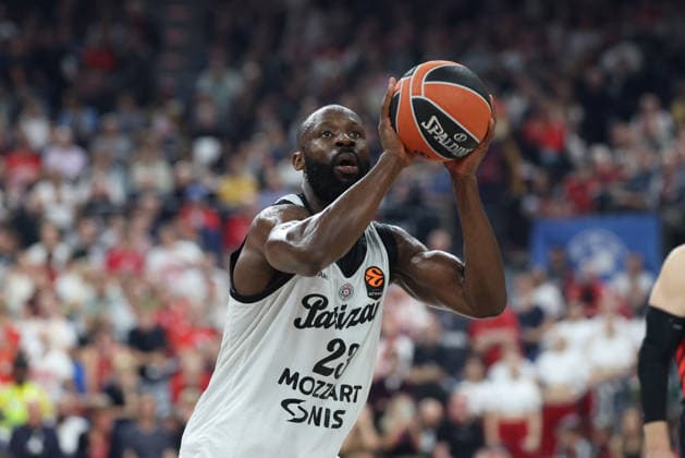 Tonye Jekiri, Partizan Belgrade, 23 with the ball, GER, FC Bayern Basketball vs. Partizan Mozzart Bet Belgrade, Basketball, EuroLeague, Matchday 3, 2026–2027 Season, October 2, 2026, GER, FC Bayern Basketball vs. Partizan Mozzart Bet Belgrade, Basketball, EuroLeague, Matchday 3, 2026–2027 Season, October 2, 2026, Munich Copyright: xEibner-Pressefoto JennixMaulx EP_JML