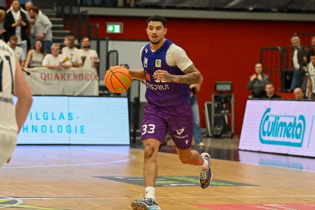 Tai Bibbs, BG Göttingen, 33 Artland Dragons vs. BG Göttingen, 2nd Basketball Bundesliga, Pro A, Matchday 2, 2026–2027 Season, October 2, 2026, Artland Dragons vs. BG Göttingen, 2nd Basketball Bundesliga, Pro A, Matchday 2, 2026–2027 season, October 2, 2026, Quakenbrück Copyright: xEibner-Pressefoto RobertxGertzenx EP_RGN