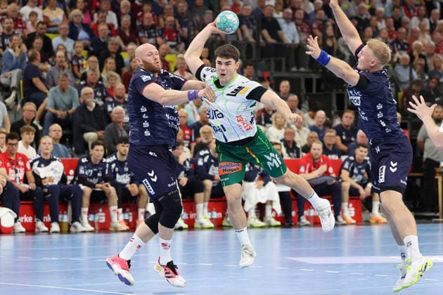 October 3, 2026, xBHAx, Handball, Opel HBL, 2026–2027 Season, 1st HBL, SG Flensburg Handewitt vs. FRISCH AUF Göppingen, GGW Arena; Arnar Freyr Arnarsson (SG Flensburg Handewitt), 41, against Elias Newel (FRISCH AUF Göppingen), 40, and Emil Bergholt (SG Flensburg Handewitt), 14; Schleswig-Holstein, Germany