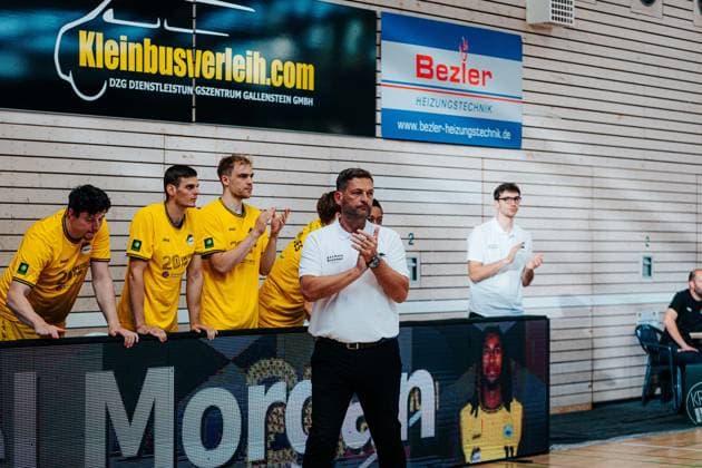 Igor Perovic, Kreisbau Kirchheim Knights, Head Coach (GER), Kreisbau Kirchheim Knights vs. Medikamente per Klick Bayreuth, Barmer 2 Basketball Bundesliga, Matchday 3, 2026–2027 Season, October 4, 2026 GER, Kreisbau Kirchheim Knights vs. Medikamente per Klick Bayreuth, Barmer 2 Basketball Bundesliga, Matchday 3, 2026–2027 Season, October 4, 2026 Kirchheim and Teck Copyright: xEibner-Pressefoto NinaxSanderx EP_NSR