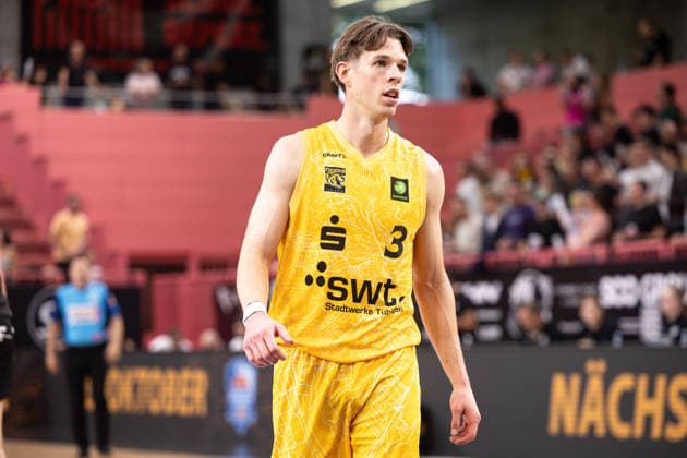 Tigers Tübingen vs. Nuremberg Falcons, Men s, 2nd Bundesliga, Barmer 2 Basketball Bundesliga, Pro A, Matchday 3, 2026–2027 Season, April 10, 2026, Aiden Warnholtz (Tigers Tübingen), 03