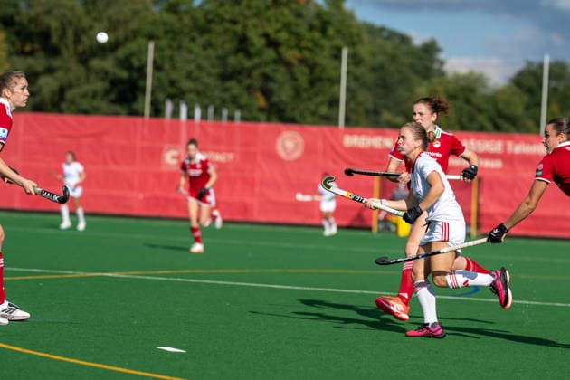 BHC 1 Women s Red-White Cologne 1–2 Field Hockey, 1st Bundesliga, Women s Division, First Half of the Season, 2026–2027 Season, Bremen, Germany, October 4, 2026: BHC 1 Women Rot Weiss Köln 1–2 at Bremer Hockey Club e.V. on October 4, 2026, in Bremen, Germany. Photo by Axel Kaste and Manuela Ghigliotti, Bremer HC, Bremer Hockey Club e.V., Free Hanseatic City of Bremen, Germany BHC Damen - RWK 1-2 4.10.26 LR-7367