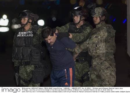 (160109) -- MEXICO CITY, Jan. 8, 2016 -- Soldiers escort Joaquin Guzman Loera, alias El Chapo , upon his arrival to the hangar of the Attorney General s Office, in Mexico City, capital of Mexico, on Jan. 8, 2016. After an early morning raid in northwestern Mexico s Sinaloa State s town of Los Mochis by Mexican police and marines on Friday, Sinaloa Cartel leader Joaquin Guzman Loera was recaptured, six months after his second prison break. ) MEXICO-MEXICO CITY-SECURITY-GUZMAN LOERA-RECAPTURE AlejandroxAyala
