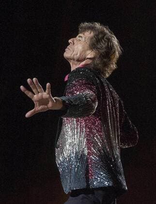 (160326) -- HAVANA, March 26, 2016 -- Mick Jagger, singer of the Rolling Stones performs during a concert at Ciudad Deportiva Sports Complex in the city of Havana, capital of Cuba, on March 25, 2016. British band the Rolling Stones held their first concert in Cuba, which was a landmark cultural event that comes just three days after U.S. President Barack Obama visited the Caribbean nation. The band s Cuba stop ends its Ole Latin America tour, which also included concerts in Brazil, Uruguay, Chile, Argentina and Mexico. Jose Tito Merino Prensa Latina) CUBA-HAVANA-THE ROLLING STONES-CONCERT e PRENSAxLATINA