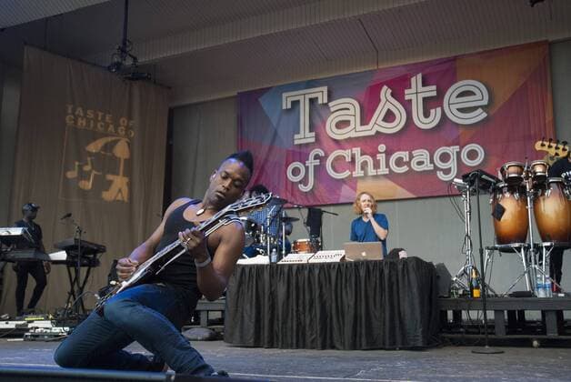 July 6, 2016 - Chicago, IL, USA - Taste of Chicago, one of Chicago s favorite festivals began on Wednesday July 6th and runs through Sunday, July 10, 2016. Grant Park in the center of the City is lined with food stations where Taste-goers can get a sampling from 39 restaurants. Each night, musicians fill the park with their sound. Featured musicians during the festival include, The Roots, Billy Idol, the Isley Brothers and Sheila E. Pictured: Captain Kirk Douglas Jr. Chicago USA - ZUMAh86_