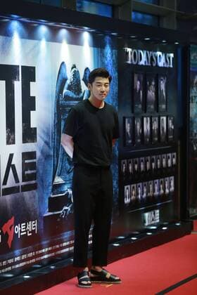 T-ara Eun-Jung,Qri,Real be,Roy Kim,Lee Chang Min,Brown Eyed Girl JeA,Rainbow blaxx,SPICA Yang Ji Won,Nine Muses,FIESTAR and Seo Tai Ji etc. attend the VIP premiere of music drama Peste in Seoul, Korea on 27th July, 2016.(China and Korea Rights Out) 20160728011919