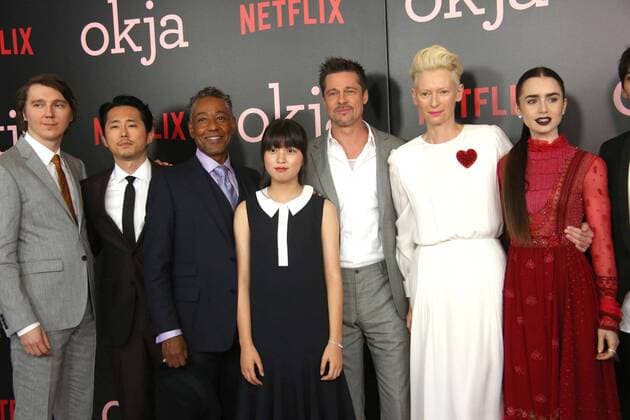 Bilder des Tages June 8, 2017 - New York, N.Y, USA - PAUL DANO, STEVEN YEUN, GIANCARLO ESPOSITO, AN SEO HYUN, BRAD PITT, TILDA SWINTON, LILY COLLINS attend the Netflix New York Premiere of Okja .AMC Lincoln Square, NYC.June 8, 2017.Hammerstein Ballroom, NYC.Photos by , Globe Photos Inc. New York USA - ZUMAms4_ 20170608_zaa_ms4_032 Copyright: xSoniaxMoskowitzx