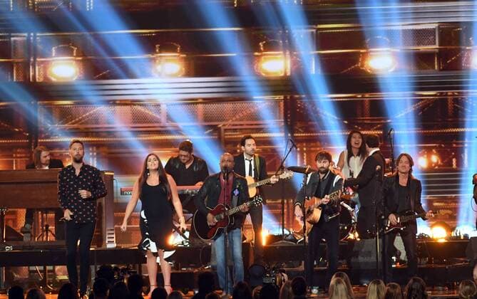 November 8, 2017 - Nashville, TN, U.S. - 08 November 2017 - Nashville, Tennessee - Eric Church, Darius Rucker, Keith Urban, Lady Antebellum, Hillary Scott, Charles Kelley, Dave Haywood.51st Annual CMA Awards, Country Music s Biggest Night, held at Bridgestone Arena. Photo Credit: Laura Farr AdMedia Nashville U.S. - ZUMAa123 20171108_zaa_a123_463 Copyright: xLauraxFarrAdmediax
