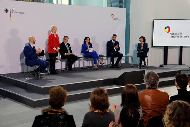 Ahmad Mansour, Petra Roth, Frank Jürgen Weise, Linda Zervakis, Sami Khedira, soccer player, Prof Dr, Naika Foroutan, Germany, Berlin, Federal Chancellery, participation of the BKin in the National Integration Award ceremony, 11 11 2019