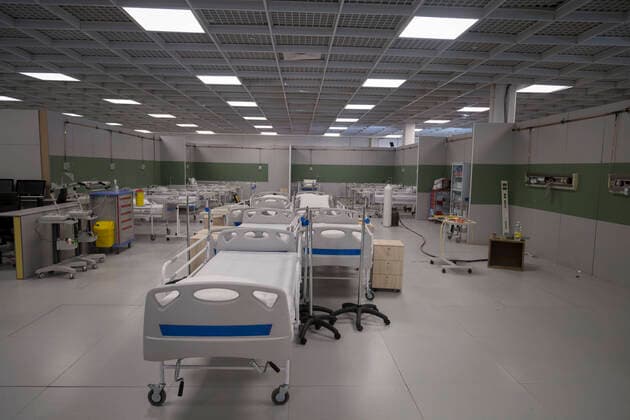 March 21, 2020, Tehran, Iran: A view of a temporary established emergency hospital in a part of the world s largest shopping mall complex called Iran Mall , to treat patients infected with the COVID-19 disease, caused by the SARS-CoV-2 coronavirus, in the northwest of the capital of Tehran, Iran. Iran is one of the countries most affected by the devastating pandemic of the coronavirus. According to the latest report by the Ministry of Health, there are at least 20,610 confirmed cases of coronavirus infections and 1,556 people have died from the virus throughout Iran. Tehran Iran - ZUMAf146 20200321_zip_f146_002 Copyright: xRouzbehxFouladix