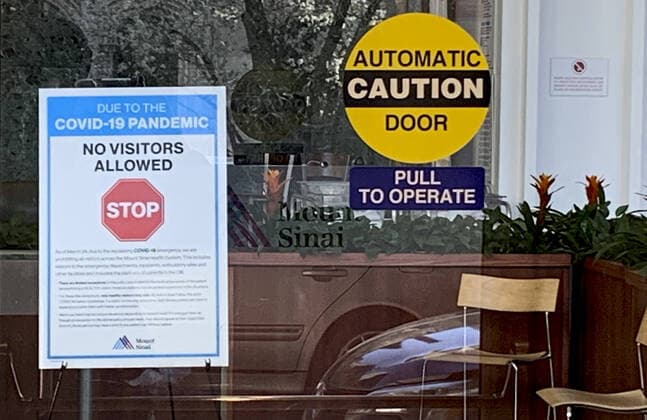 March 26, 2020, International, New York ,USA: (INT) COVID-19 caused the death of a nurse at Mount Sinai West Hospital.March 26,2020,New York,USA:The nursing manager at Mount Sinai West Hospital on 10th Avenue in New York, Kious Jordan Kelly, was hospitalized on March 17 and died on Tuesday (24). He was in his 40s and treated Coronavirus patients at the hospital. And since the 24th after his death, visitors areno¢âö¬â¢t allowed anymore into the hospital and only staff and patients with serious problems are allowed. In addition, emergency care is being set up outside the hospital to treat coronavirus patients...Credit: Thenews2 International - ZUMAn293 20200326_znp_n293_059 Copyright: xNiyixFotex