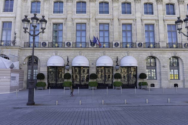 Coronavirus in Frankreich, Eindrücke aus Paris April 5, 2020, Paris, France: (INT) Paris amid Coronavirus. April 5,2020,Paris,France:Little movement in the streets of Paris,capital of France, this Sunday afternoon (5), due to the isolation imposed by the Coronavirus pandemic...Credit: Thenews2 Paris - ZUMAn293 20200405_znp_n293_024 Copyright: xEricxBrommex