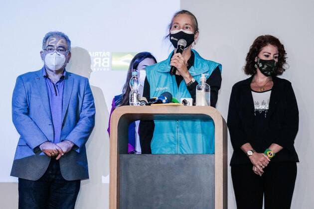 May 2, 2021, Guarulhos, Brazil: The Minister of Health, Marcelo Queiroga, and the representative of the Pan American Health Organization in Brazil, Socorro Gross, receive almost 4 million doses of the AstraZeneca vaccine, acquired by the Brazilian government through the Covax Facility consortium, this Sunday (2) , in Guarulhos, Sao Paulo. Copyright: xFepesilx