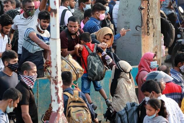 May 12, 2021, Dhaka, Dhaka, Bangladesh: May, 12, 2021 Bangladeshi people take place on an overcrowded ferry to go to their village homes for the Eid al-Fitr festival in Shimuliya, Munshiganj, on the outskirts of Dhaka, Bangladesh, May 12, 2021. Five people died after they fell sick due to the heat on two overcrowded ferries in Madaripur s Banglabazar today. Eight others fell ill at the same time this noon. Dhaka Bangladesh - ZUMAr338 20210512_zip_r338_073 Copyright: xHarun-Or-Rashidx