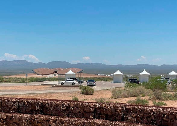 Truth or Consequences (United States), 11 07 2021.- General view of the Spaceport America building, which is owned by the state of New Mexico, and which aims to be a reference point for space tourism in the coming years, in Truth or Consequences, New Mexico, USA, 11 July 2021. British billionaire Richard Branson reached a long-awaited goal this Sunday and finally reached space aboard a plane of his own company, Virgin Galactic, after taking off from the New Mexico desert and exceeding more than 50 miles (80 km. ) Tall. At Spaceport America, a futuristic structure built in the middle of the desert and Virgin Galactic s base of operations, this Sunday has experienced an atmosphere of joy after years of working towards the goal of conducting c Copyright: xAntonixBelchix AME1689 20210711-37b721db1bc5ee6998f5fcae66b8866e003d7a9f