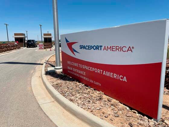 Truth or Consequences (United States), 11 07 2021.- Photograph of the entrance sign to Spaceport today, in Truth or Consequences, New Mexico, USA, 11 July 2021. British billionaire Richard Branson reached a long-awaited goal this Sunday and finally reached space aboard a plane of his own company, Virgin Galactic, after taking off from the New Mexico desert and exceeding more than 50 miles (80 km. ) Tall. At Spaceport America, a futuristic structure built in the middle of the desert and Virgin Galactic s base of operations, this Sunday has experienced an atmosphere of joy after years of working towards the goal of conducting commercial space flights. At this state-owned airport located in the town of Truth or Consequences (New Mexico), three Copyright: xAntonixBelchix AME1680 20210711-1d2edefe34fa3deeca3d3194a0b3e7a287bb3bba