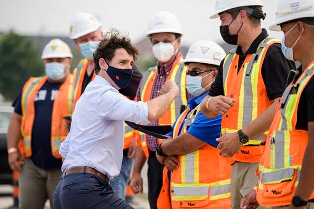 July 19, 2021, Brampton, on, Canada: Prime Minister Justin Trudeau greets workers following a press conference held at a construction site, in Brampton, Ont., on Monday, July, 19, 2021. Brampton Canada - ZUMAc35_ 20210719_zaf_c35_024 Copyright: xChristopherxKatsarovx