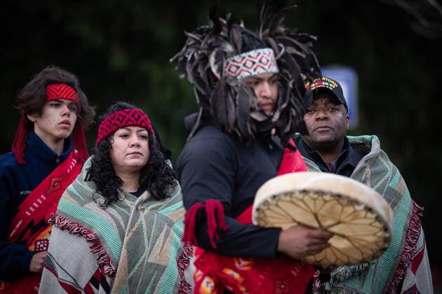 November 8, 2021, North Vancouver, BC, Canada: Drummers lead Pfc. Celina Dorame, second left, a Tsleil-Waututh Nation member who was born in California and served with the U.S. Army, and Sgt. Michael Wilson, back right, a U.S. Army veteran from New Convert, Ala., who served in the Gulf War and is married to Tsleil-Waututh Nation Chief Leah George-Wilson, during a ceremony held by the First Nation to mark Indigenous Veterans Day, in North Vancouver, B.C., Monday, Nov. 8, 2021. Veterans Affairs Canada estimates that more than 12,000 First Nations, Inuit and Metis served during the First and Second World Wars and the Korean War. North Vancouver Canada - ZUMAc35_ 20211108_zaf_c35_107 Copyright: xDarrylxDyckx