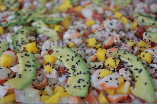 Mexiko, Fisch- und Meeresfrüchte Messe in Iztapalapa June 8, 2022, Mexico City, Mexico City, Mexico: Jun 8, 2022, Mexico City, Mexico: Details of the seafood saucers during the 16th Fish and Seafood Fair 2022 in Iztapalapa. On Jun 8, 2022 in Mexico City, Mexico. Mexico City Mexico - ZUMAe321 20220608_zia_e321_079 Copyright: xGerardoxVieyrax xEyepixxGroupx