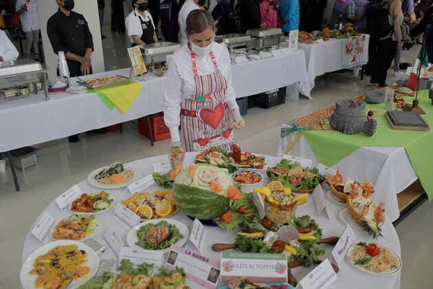 Mexiko, Fisch- und Meeresfrüchte Messe in Iztapalapa June 8, 2022, Mexico City, Mexico City, Mexico: Jun 8, 2022, Mexico City, Mexico: Details of the seafood saucers during the 16th Fish and Seafood Fair 2022 in Iztapalapa. On Jun 8, 2022 in Mexico City, Mexico. Mexico City Mexico - ZUMAe321 20220608_zia_e321_088 Copyright: xGerardoxVieyrax xEyepixxGroupx