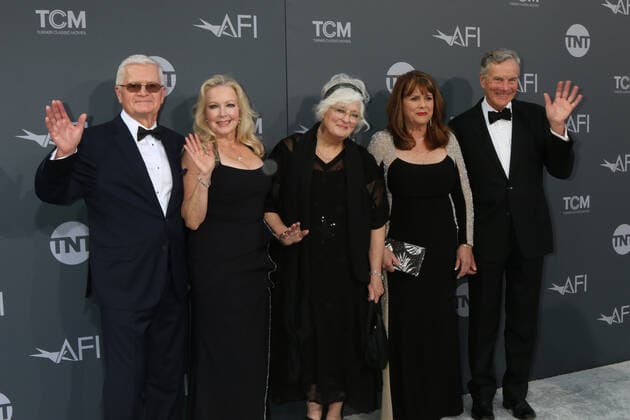 June 9, 2022, Los Angeles, CA, USA: LOS ANGELES - JUN 9: Duane Chase, Kym Karath, Angela Cartwright, Debbie Turner, Nicholas Hammond at the 48th AFI Life Achievement Award Gala Tribute Celebrating Julie Andrews at Dolby Theater on June 9, 2022 in Los Angeles, CA Los Angeles USA - ZUMAnc22 20220609_zaa_nc22_146 Copyright: xKathyxHutchinsx