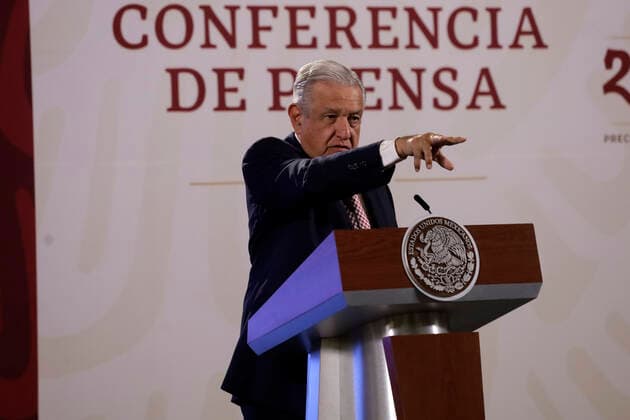 July 25, 2022, Mexico City, Mexico City, Mexico: July 25, 2022, Mexico City, Mexico: Mexican President Andres Manuel Lopez Obrador, gestures while talk during his meeting with reporters during his daily morning briefing at the national palace. on July 25, 2022 in Mexico City, Mexico. Mexico City Mexico - ZUMAe321 20220725_zia_e321_017 Copyright: xLuisxBarronx xEyepixxGroupx