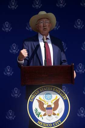August 18, 2022, Mexico City, Mexico City, Mexico: August 18, 2022, Mexico City, Mexico: The United States Ambassador to Mexico, Ken Salazar, speaks during a news conference at US Embassy. on August 18, 2022 in Mexico City, Mexico. Mexico City Mexico - ZUMAe321 20220818_zia_e321_019 Copyright: xJulianxLopezx xEyepixxGroupx