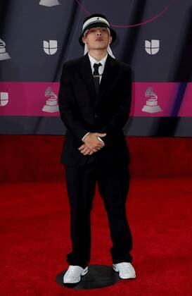 Trueno at arrivals for 23rd Annual Latin GRAMMY Awards 2022 - Part 2, Michelob ULTRA Arena, Mandalay Bay Resort Casino, Las Vegas, NV November 17, 2022. Photo By: MORA Everett Collection at arrivals for 23rd Annual Latin GRAMMY Awards 2022 - Part 2, Michelob ULTRA Arena, Mandalay Bay Resort Casino, Las Vegas, NV November 17, 2022. Photo By: MORA Everett Collection PUBLICATIONXNOTxINxCANxCHNxFRAxITAxJPNxNORxPOLxRUSxESPxUKxUSA