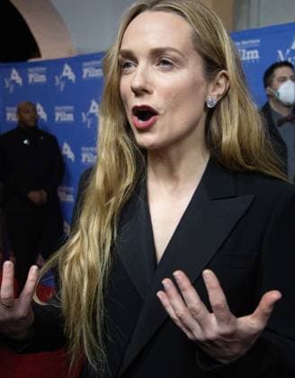 February 15, 2023, Santa Barbara, California, U.S: Kerry Condon charms on the Santa Barbara International Film Festivalâ€⠢s Red Carpet, February 15, 2023, at the historic Arlington Theater, where she has come to accept the Virtuosos Award, which honors â€oeup-and-coming†actors for achieving a breakthrough performance, as she did in The Banshees of Inisherin Santa Barbara U.S. - ZUMAk144 20230215_znp_k144_219 Copyright: xAmyxKatzx