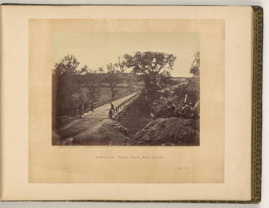 RECORD DATE NOT STATED Chesterfield Bridge, North Anna, Virginia negative by T.H. O Sullivan, positive by A. Gardner.. Illus. in: Gardner s photographic sketch book of the war Alexander Gardner. Washington, D.C. : Philp & Solomons, c1866 , v. 2, no. 66, Copyright by A. Gardner, Cropped version of this image in LOT 4176, Title from item. United States, Army of the Potomac, 1860-1870, Bridges, Virginia, 1860-1870, North Anna River, Battle of, Va, 1864 , United States, History, Civil War, 1861-1865, Battlefields, Union, Virginia. Copyright: xpiemagsx civwarpietiff12032023-8729 !ACHTUNG AUFNAHMEDATUM GESCHÄTZT!