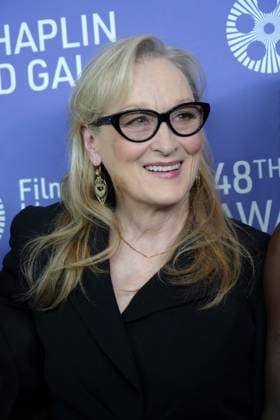 April 24, 2023, New York, NY, USA: MERYL STREEP attends the 48th Chaplin Award Gala honoring Viola Davis, presented by Film at Lincoln Center,.Alice Tully Hall, Lincoln Center, NYCApril 24, 2023 .New York City..April 24, 2023. New York USA - ZUMAms4_ 20230424_zaf_ms4_015 Copyright: xSoniaxMoskowitzxGordonx
