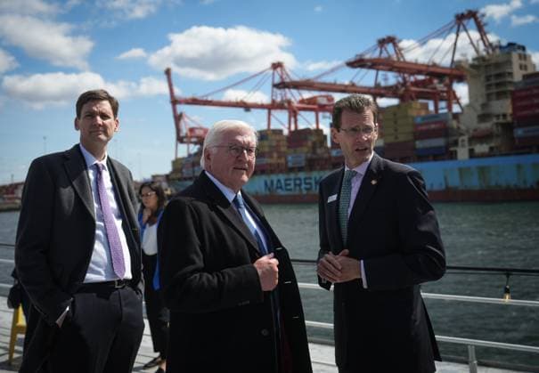 April 25, 2023, VANCOUVER, BC, CANADA: Germany President Frank-Walter Steinmeier, centre, tours the harbour on a boat and views port operations with British Columbia Premier David Eby, left, and Robin Silvester, President and CEO of the Vancouver Fraser Port Authority, right, in Vancouver, on Tuesday, April 25, 2023. VANCOUVER CANADA - ZUMAc35_ 20230425_zaf_c35_127 Copyright: xDarrylxDyckx