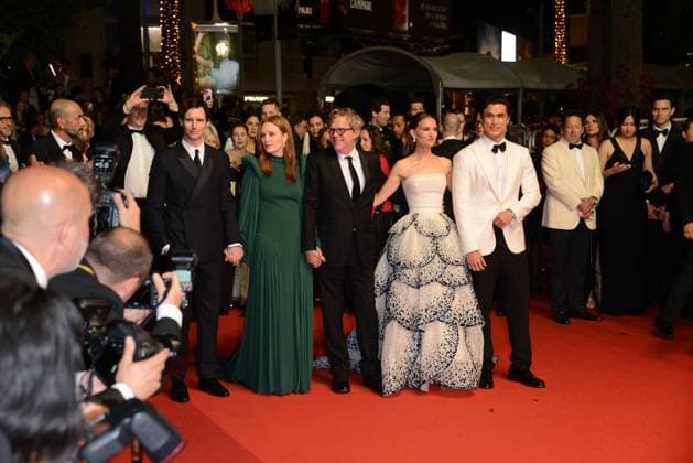 May 20, 2023, CANNES, France: CANNES, FRANCE - MAY 20: Cory Michael Smith, Julianne Moore, Todd Haynes, Natalie Portman, Charles Melton attend the May December red carpet during the 76th annual Cannes film festival at Palais des Festivals on May 20, 2023 in Cannes, France. CANNES France - ZUMAi09_ 20230520_zaf_i09_024 Copyright: xFrederickxInjimbertx