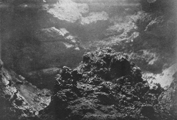 RECORD DATE NOT STATED Dans le fort de Douaumont, repris le 24 octobre; emplacement de l entr?e du coffre Nord..., 1916. Creator: Unknown. Copyright:xedificio,cierrexparaxarriba,fortaleza,artes,rocas,roca,pa?s,Franc?s,Francia,ciencia,geolog?a,arte,geol?gico,color,fotograf?a,fortalecimientos,fortalecimiento,guerra,frente,localizaci?n,siglo,fotograf?a,impresi?n,primeraxguerraxmundial,tiempoxdexguerra,concepto,foto,primer,primer,B&W,Lorena,publicaci?n,Color,,PrimeraxGuerraxMundial,WWI,negroxyxblanco,negroxyxblanco,B W,blancoxyxnegro,GuerraxmundialxUna,losxa?osx10,vig?simoxsiglo,_xMosa,ThexPrintxCollector,photograph,landscape,Unknown,L Illustration,FortxDouamontx IMAGO ,2970512 ! ACHTUNG: AUFNAHMEDATUM GESCHÄTZT! Copyright:edificio,cierrexparaxarriba,fortaleza,artes,rocas,roca,pa?s,Franc?s,Francia,ciencia,geolog?a,arte,geol?gico,color,fotograf?a,fortalecimientos,fortalecimiento,guerra,frente,localizaci?n,siglo