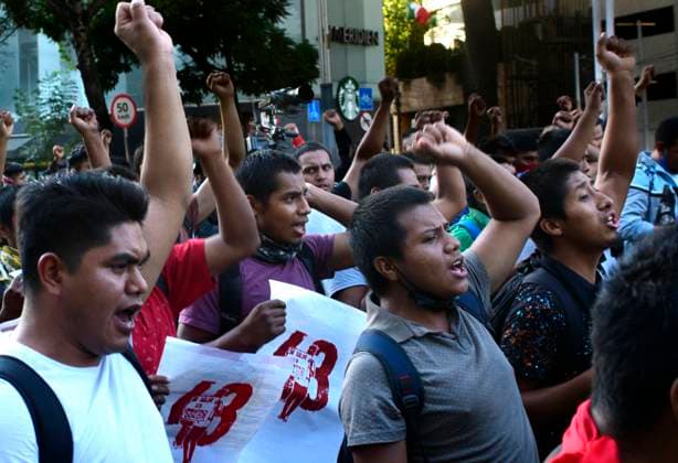 September 26, 2023, Mexico City, Mexico City, Mexico: The relatives and students of Ayotzinapa, in the state of Guerrero, march today, September 26, in Mexico City, supported by thousands of people, during the commemoration of the nine years since the disappearance of the 43 normalist students of this city..Nine years after the events occurred, the march for the 43 normalistas continues to bring together thousands of people who ask for justice for these students and thousands of missing people in Mexico. Mexico City Mexico - ZUMAn296 20230926_zip_n296_010 Copyright: xJorgexNunezx