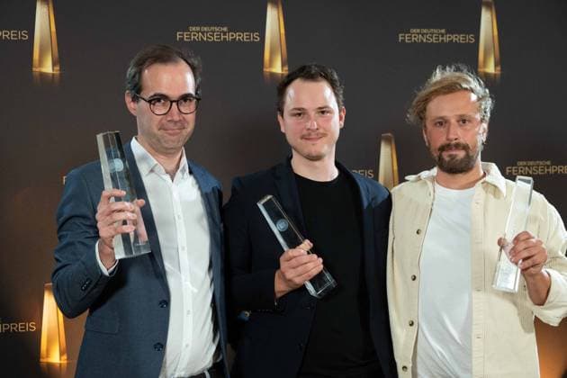 Award winners v l Rainer NIGRELLI, editor, Florian BOETTGER, editor Christoph OTTO, editor, Best Editing Montage Fiction, Red Carpet, Red Carpet Show, Arrival, Arrival, German Television Award Ceremony, The Night of the Creatives The German Television Award 2023, German Television Award 2023 in Cologne, on 27 09 2022
