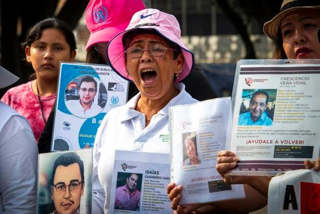 May 10, 2024, Mexico City, Mexico City, Mexico: Relatives of people missing in Mexico protest this Friday, May 10, to demand their right to effective investigations in the search for their daughters, sons, mothers and fathers missing in Mexico..Amnesty International Mexico called on the Mexican authorities to guarantee the thousands of relatives of missing persons their right to effective investigations, to receive and disseminate information, as well as their right to search, which is affected by various forms of violence, such as threats, attacks, extortion, disappearance, murder and forced displacement. Mexico City Mexico - ZUMAn296 20240510_zip_n296_006 Copyright: xJorgexNunezx