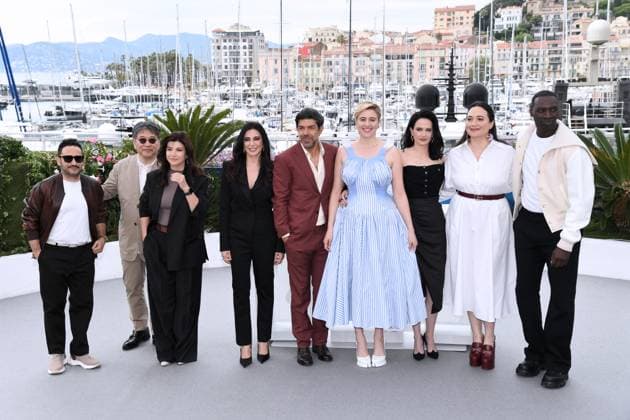 Cannes, 77th Cannes Film Festival 2024, Jury Photocall In the photo: Juan Antonio Bayona, Kore-Eda Hirokazu, Ebru Ceylan, Nadine Labaki, Pier Pierfrancesco Favino, Greta Gerwig, Eva Green, Lily Gladstone, Omar Sy Copyright: xAlbertoxTerenghix xipa-agency.nex xPoolxPhotoxEventsx03x IPA_Agency_IPA46047306