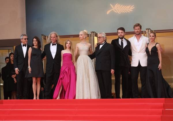 Furiosa A Mad Max Saga Furiosa Une Saga Mad Max Red Carpet The 77th Annual Cannes Film Festival CANNES, FRANCE MAY 15 L R Michael DeLuca, Pamela Abdy, Doug Mitchell, Alyla Browne, Anya Taylor Joy, George Miller, Chris Hemsworth, Elsa Pataky and Tom Burke attend the Furiosa A Mad Max Saga Furiosa Une Saga Mad Max Red Carpet at the 77th annual Cannes Film Festival at Palais des Festivals on May 15, 2024 in Cannes, France CELEBRITES 77eme Festival international de Cannes Tapis rouge 15 05 2024 MarieGoujon Panoramic