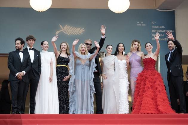 Cannes - Horizon: An American Saga Screening Alejandro Edda, Hayes Costner, Jena Malone, Georgia MacPhail, Sienna Miller, Kevin Costner, Ella Hunt, Wase Chief, Abbey Lee Kershaw, Isabelle Fuhrman and Luke Wilson attend the Horizon: An American Saga Red Carpet at the 77th annual Cannes Film Festival at Palais des Festivals on May 19, 2024 in Cannes, France. Photo by David Niviere ABACAPRESS.COM Cannes France Copyright: xNivierexDavid ABACAPRESS.COMx